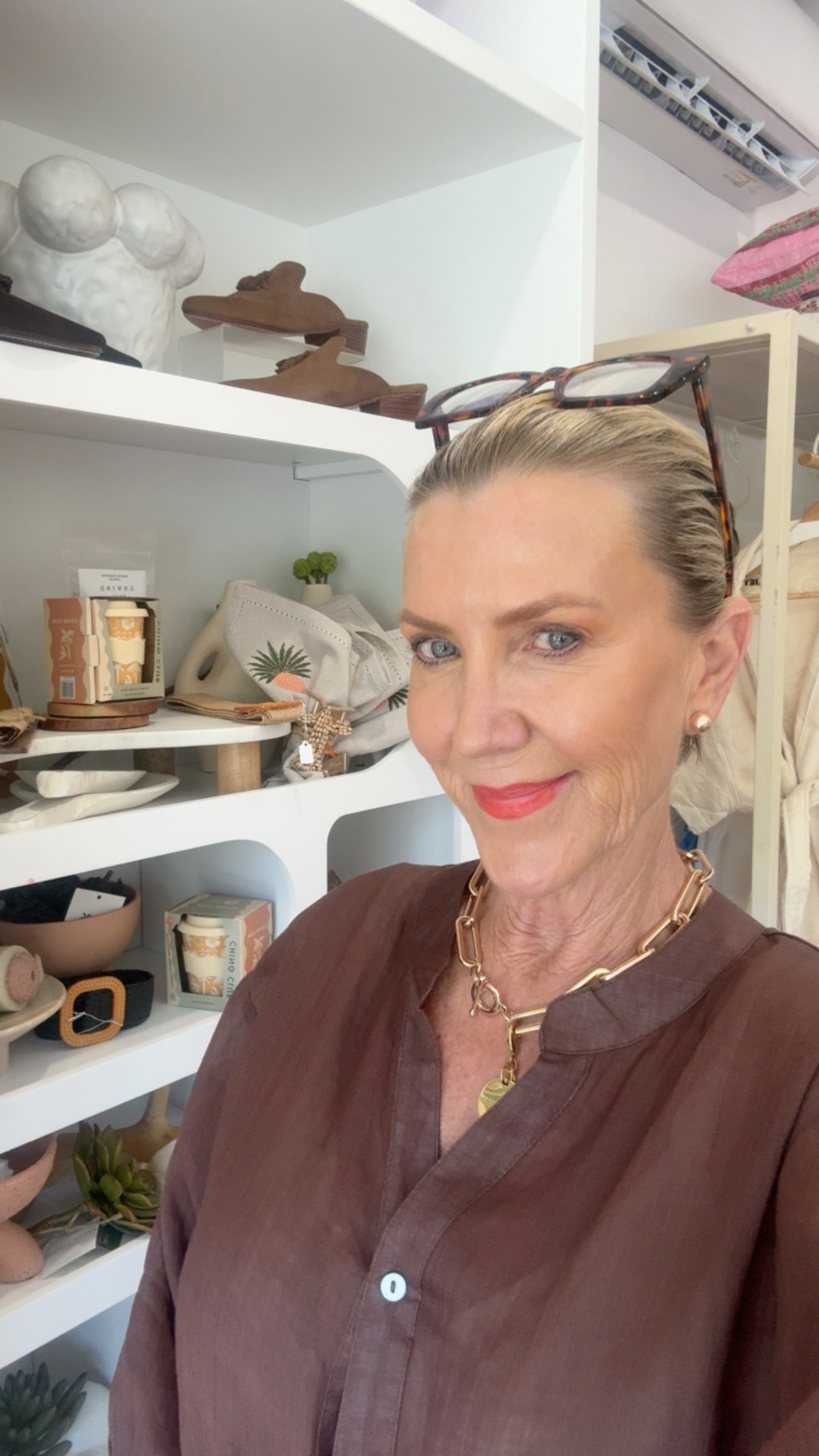 Aurora Linen Blouse-Choco