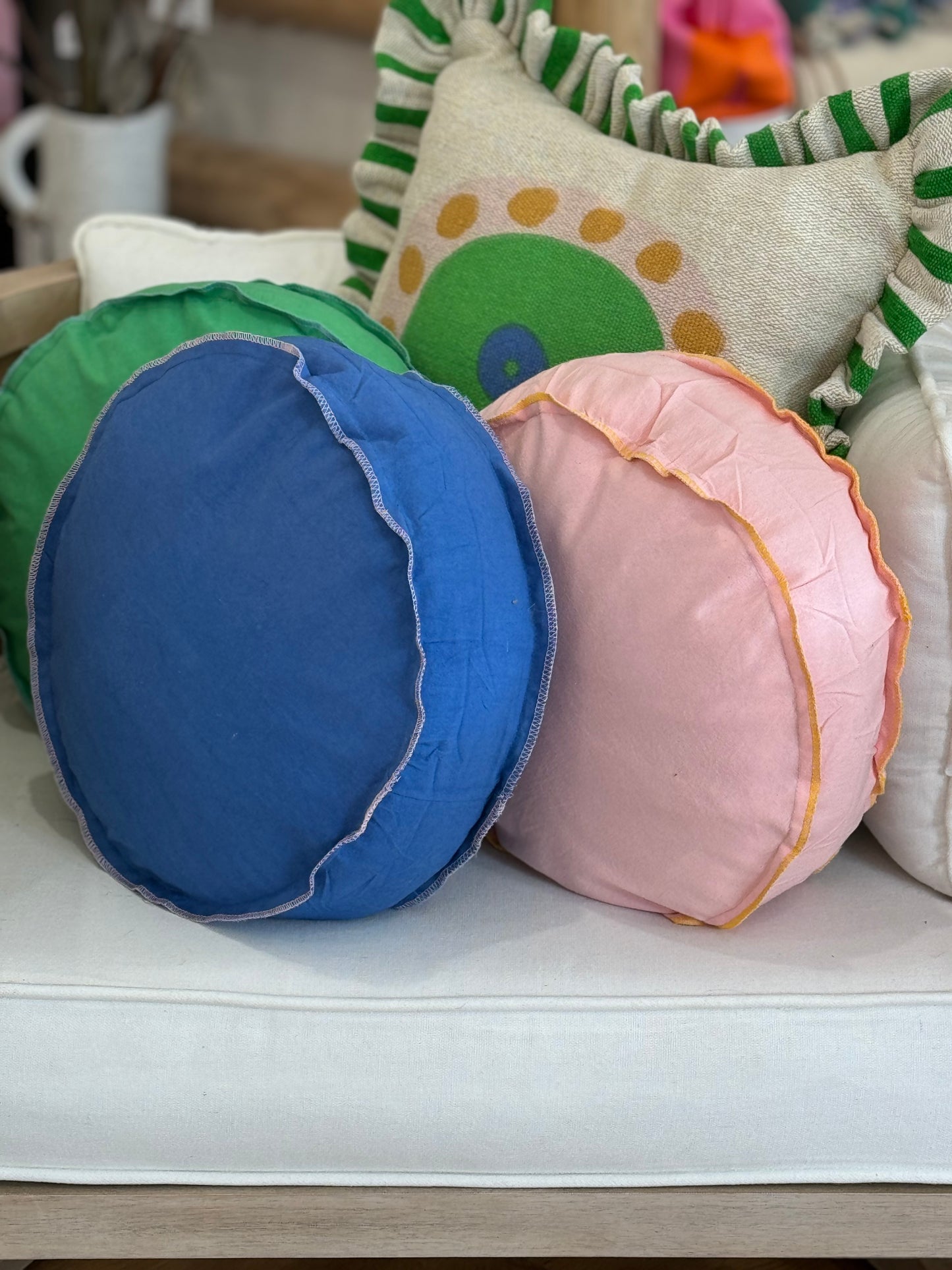 AQUA~ Round Colour Pop Cushion