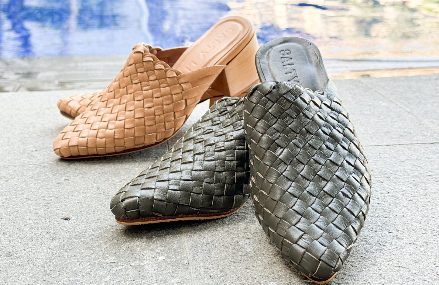 Ladies Leather Slide ~ Olive