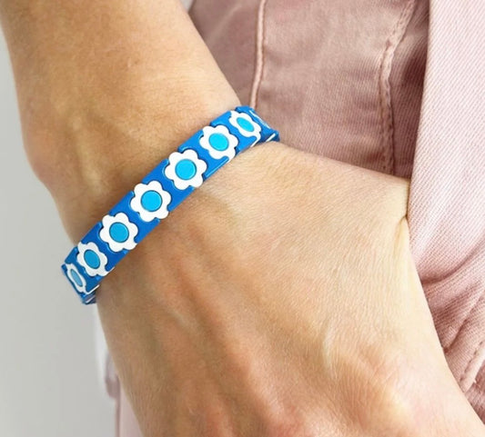 Daisy Chain Bracelet ~ Blue/White/Blue