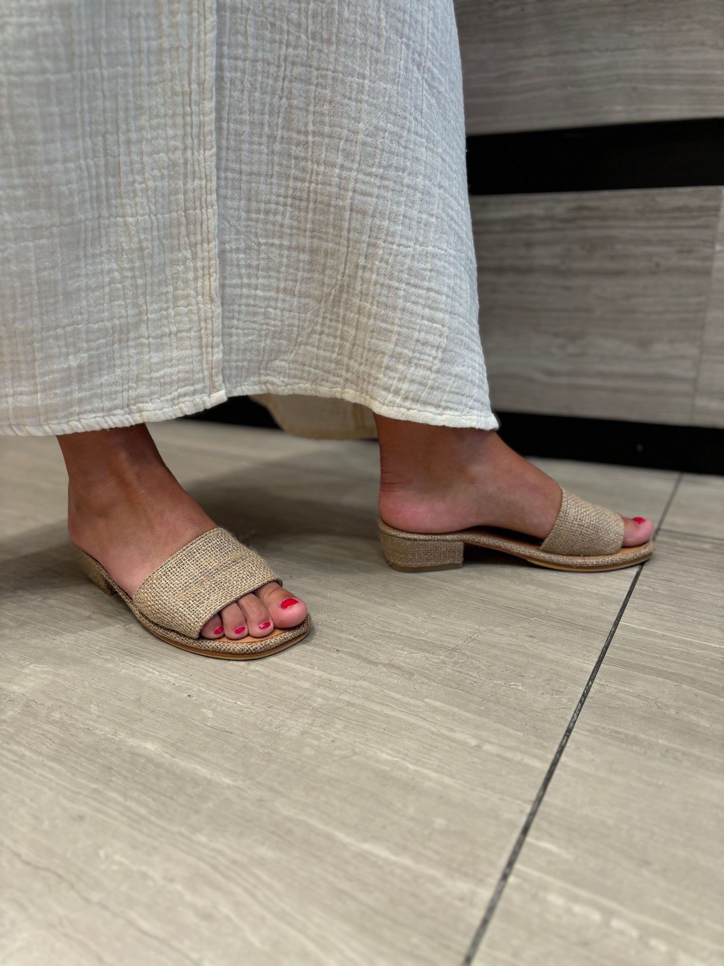 Ladies Hessian Slides