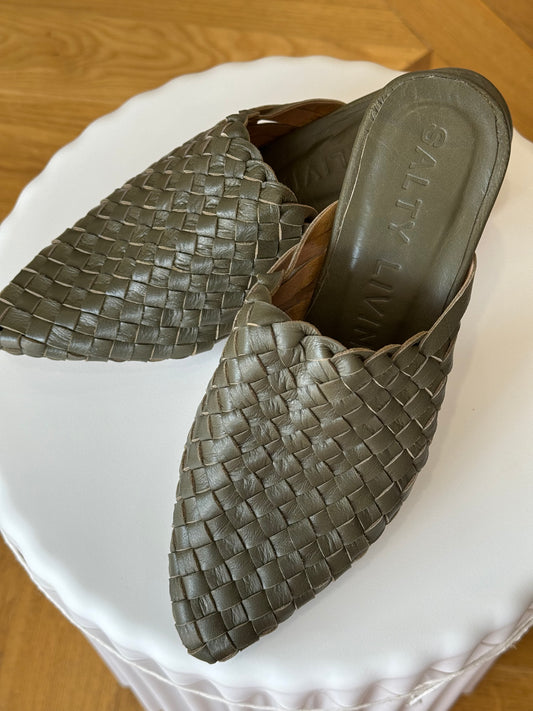 Ladies Leather Slide ~ Olive