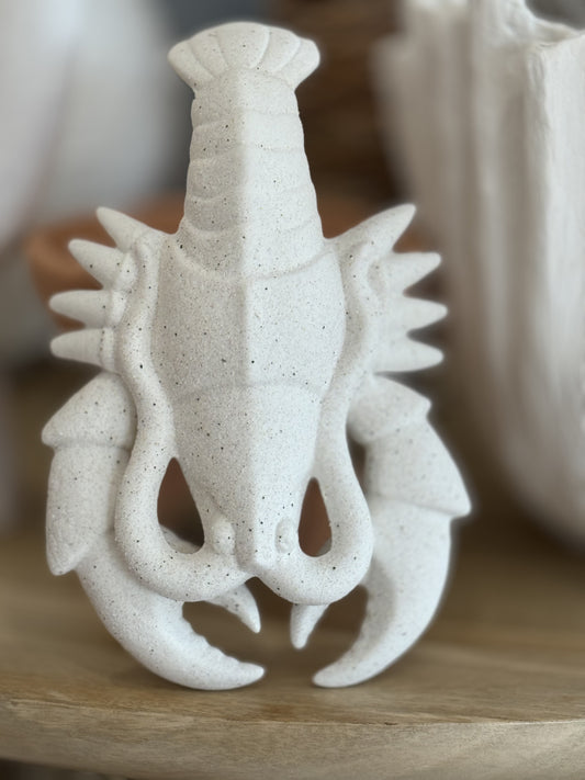 Larry Lobster Cer Sculpt 14.5x23cm White