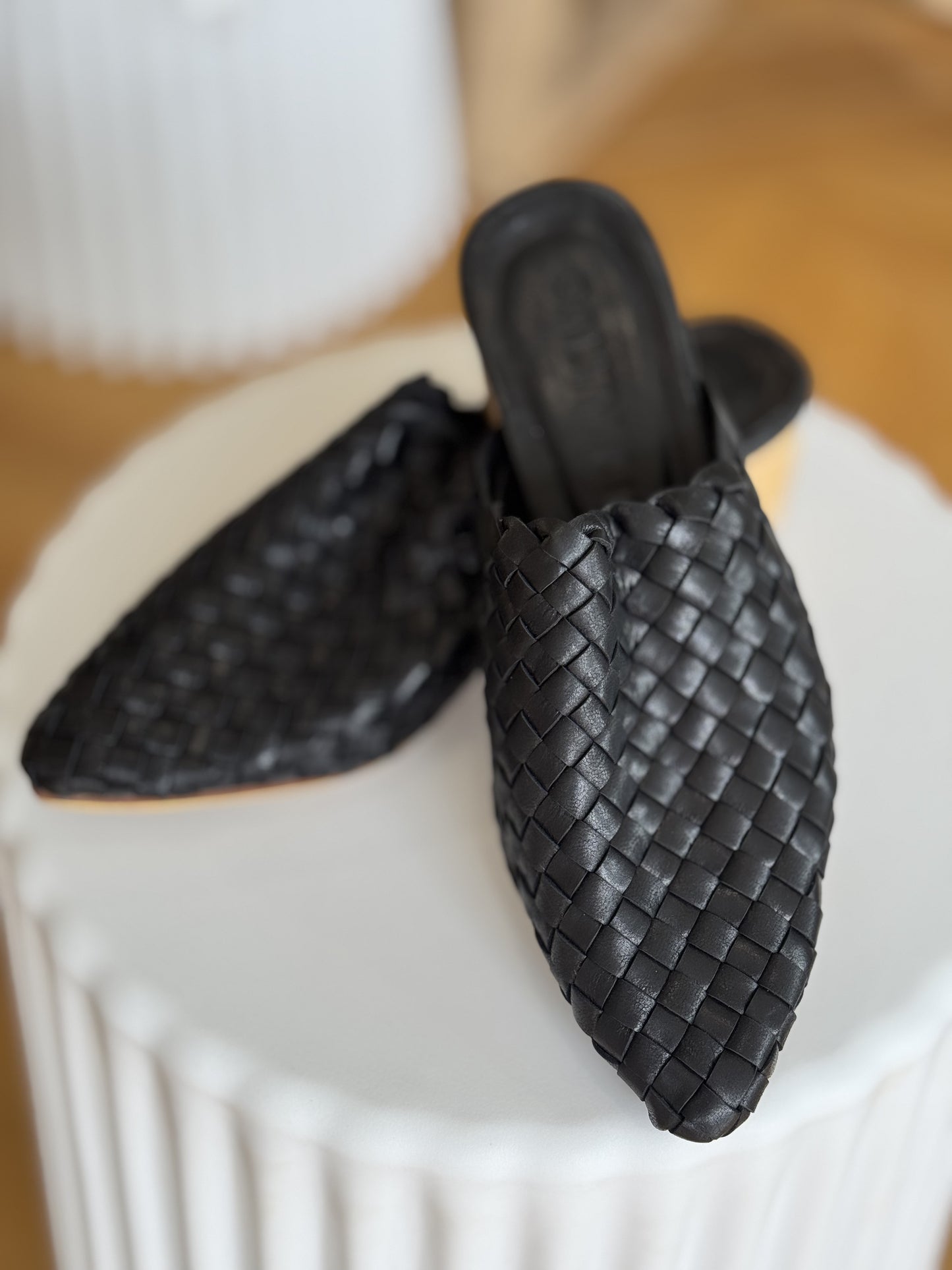 Ladies leather slides ~ Black