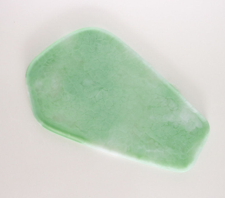 Soli Resin Platter ~ Large ~ Mint