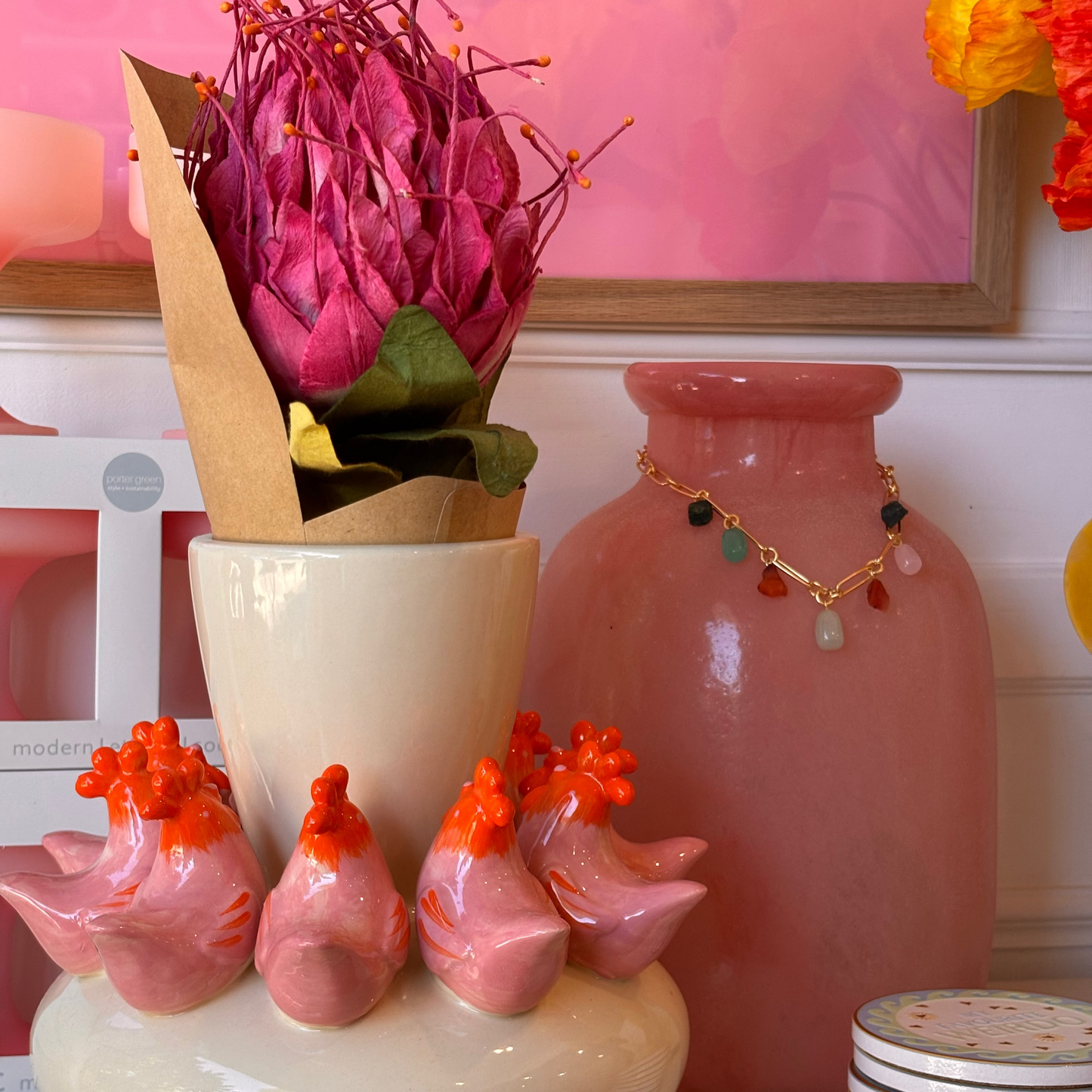 Hen Vase