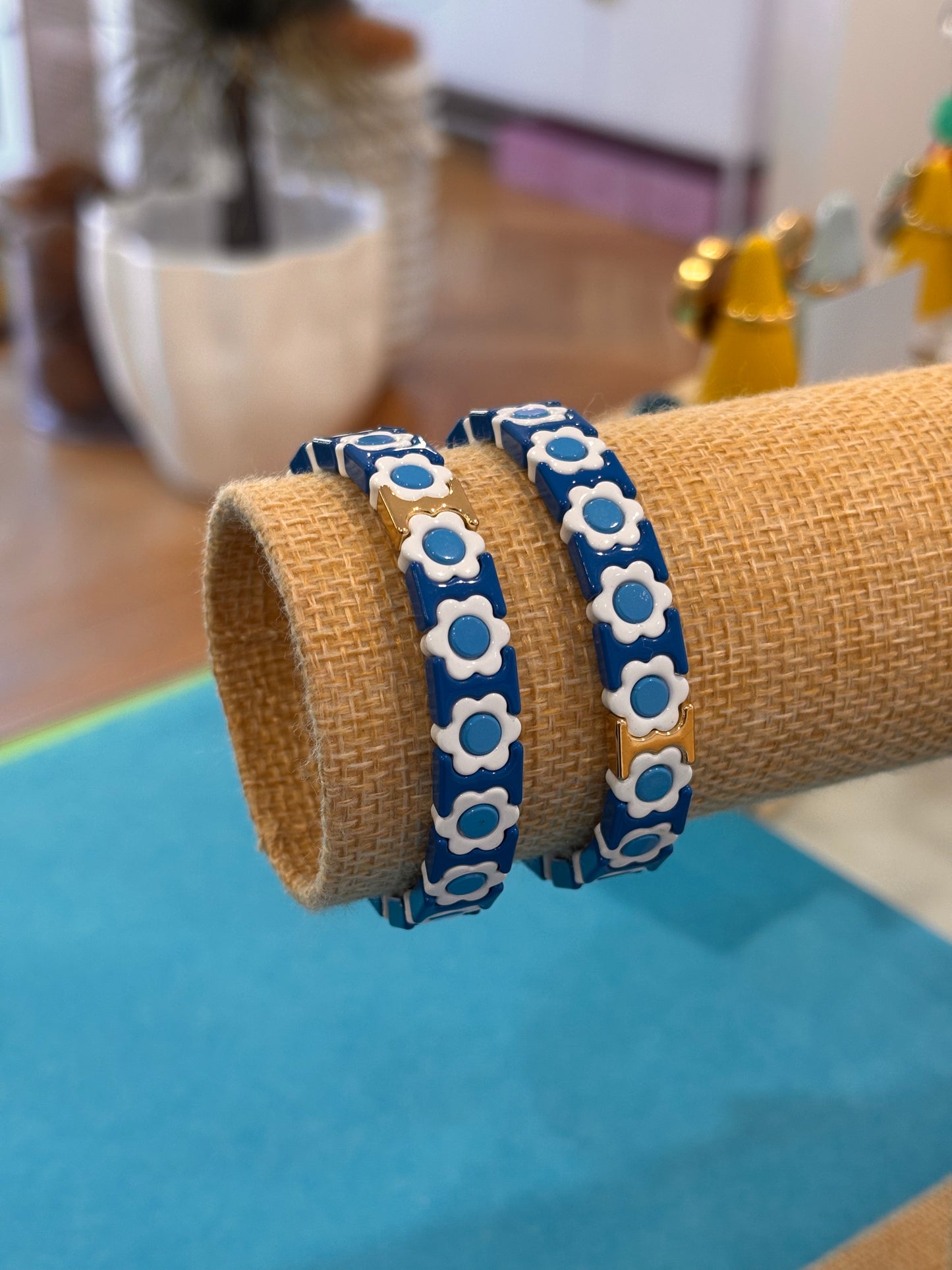 Daisy Chain Bracelet - Blue, White, Blue